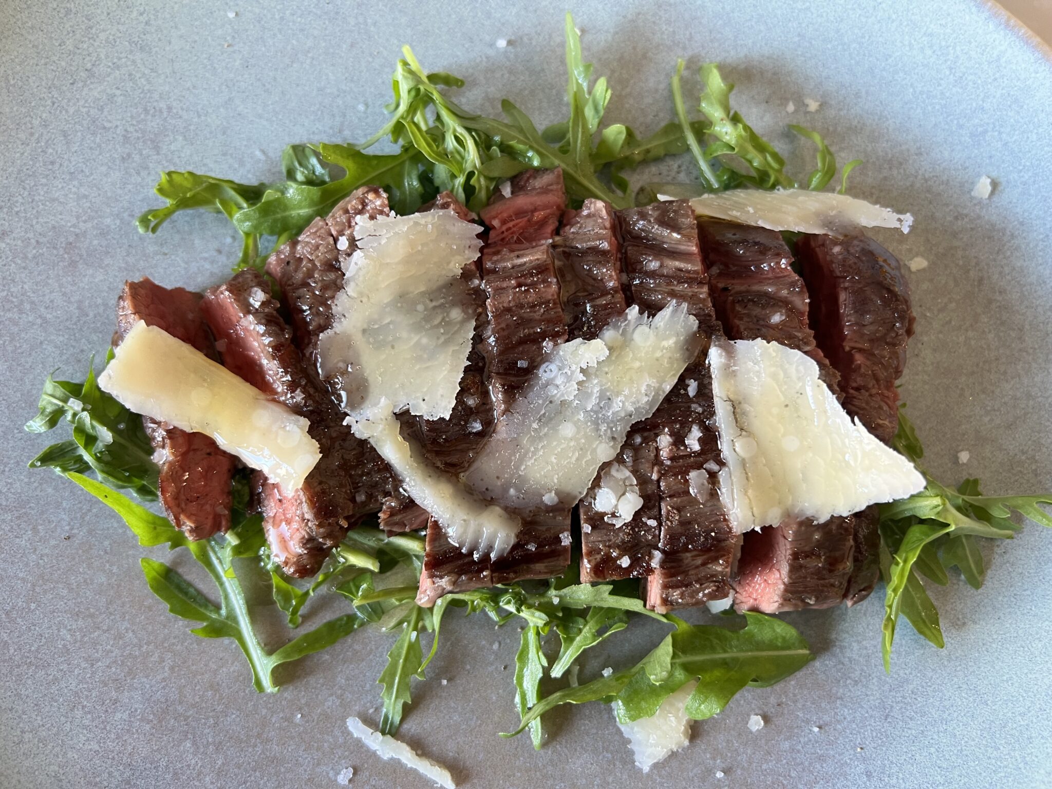 Tagliata is eigenlijk gewoon entrecote of ribeye maar dan otaliaans bereid